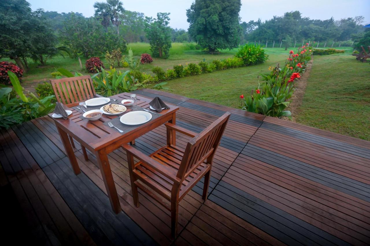Subaseth Villa อนุราธปุระ ภายนอก รูปภาพ